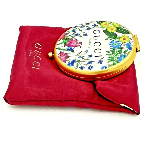 Gucci Beauty Floral Gold Compact Mirror with Snap Pouch NEW - Picture 3 of 11